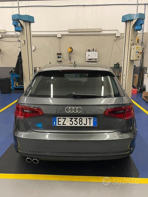 Usata Audi A3 S-Line 150 CV (110 kW) 2014 Grigio Berlina
