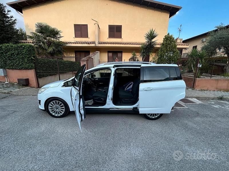 Usata Ford C-MAX 105 CV (77 kW) 2012 Bianco Monovolume