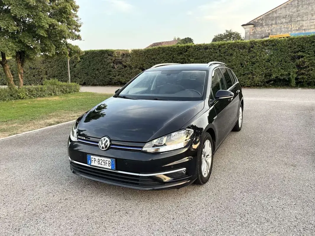 Usata VW Golf VII Executive 110 CV (80 kW) 2018 Station wagon