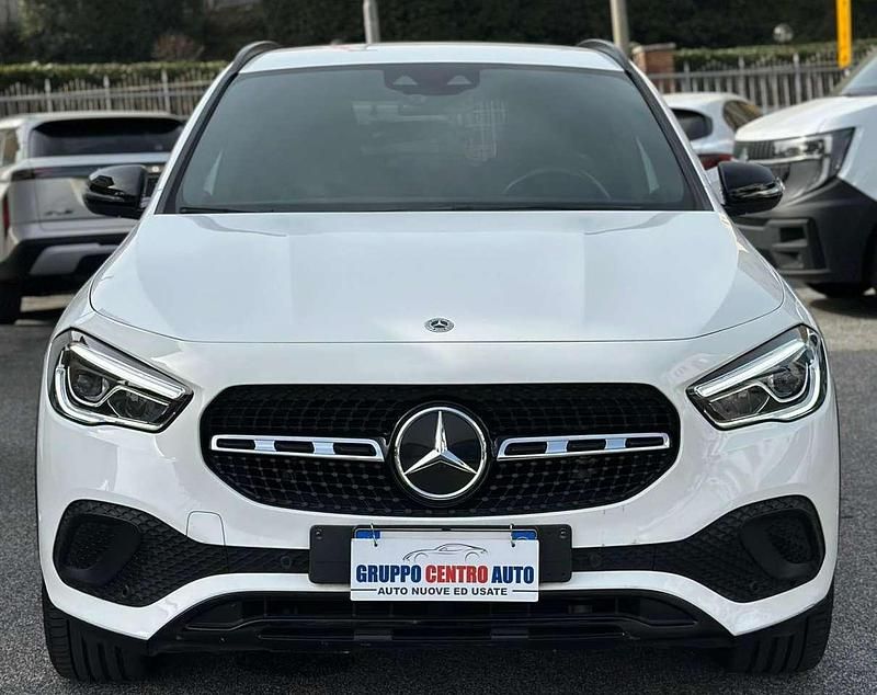 Usata Mercedes GLA200 Executive 150 CV (110 kW) 2021 Bianco SUV