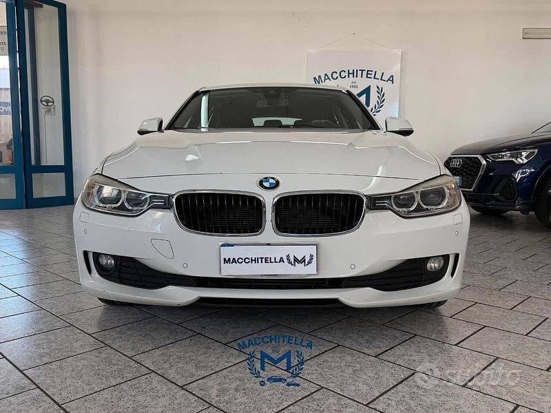Usata BMW 318 Luxury Line 143 CV (105 kW) 2014 Bianco Station wagon