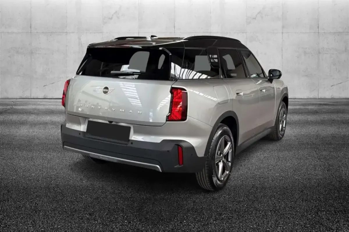 Usata Mini Cooper Countryman Classic 170 CV (125 kW) 2025 Argento SUV