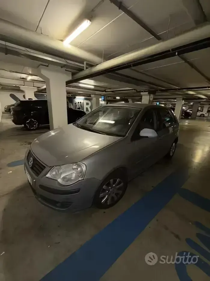 Usata VW Polo 80 CV (58 kW) 2009 Grigio Utilitaria