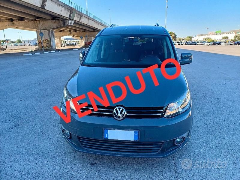 Grigio Usata 2011 VW Caddy Maxi Monovolume | 9500 € (Ottimo prezzo) - Immagine 1/1