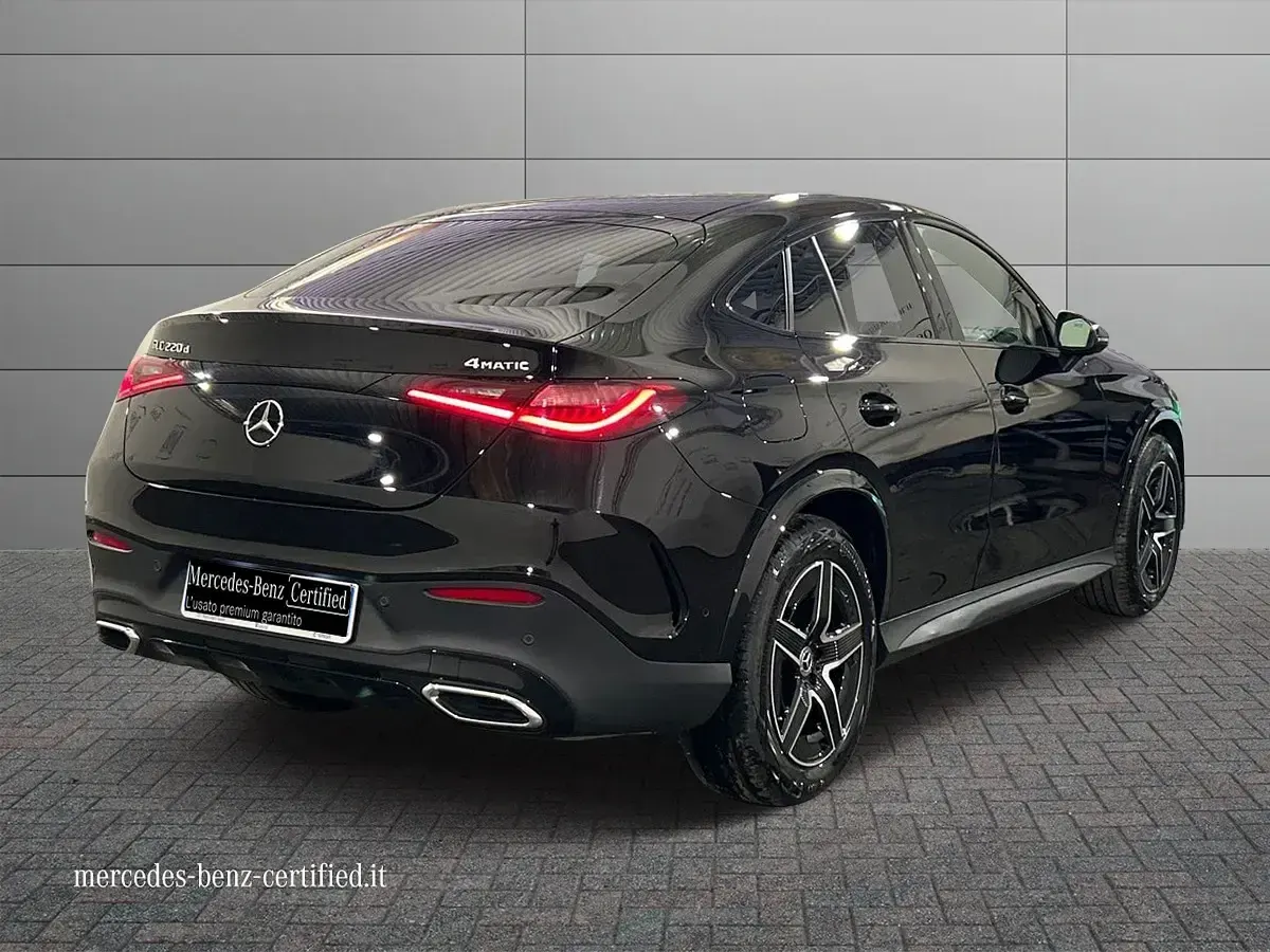 Usata Mercedes GLC220 Advanced 198 CV (145 kW) 2023 Grigio scuro metallizzato SUV