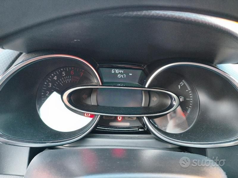 Usata Renault Clio IV Zen 90 CV (66 kW) 2018 Grigio Berlina