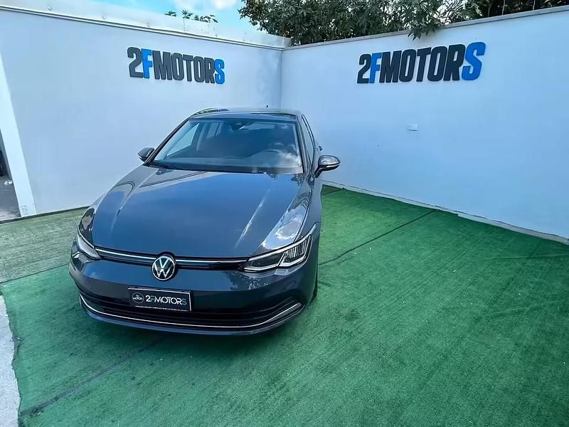 Usata VW Golf VIII Style 116 CV (85 kW) 2023 Grigio Berlina
