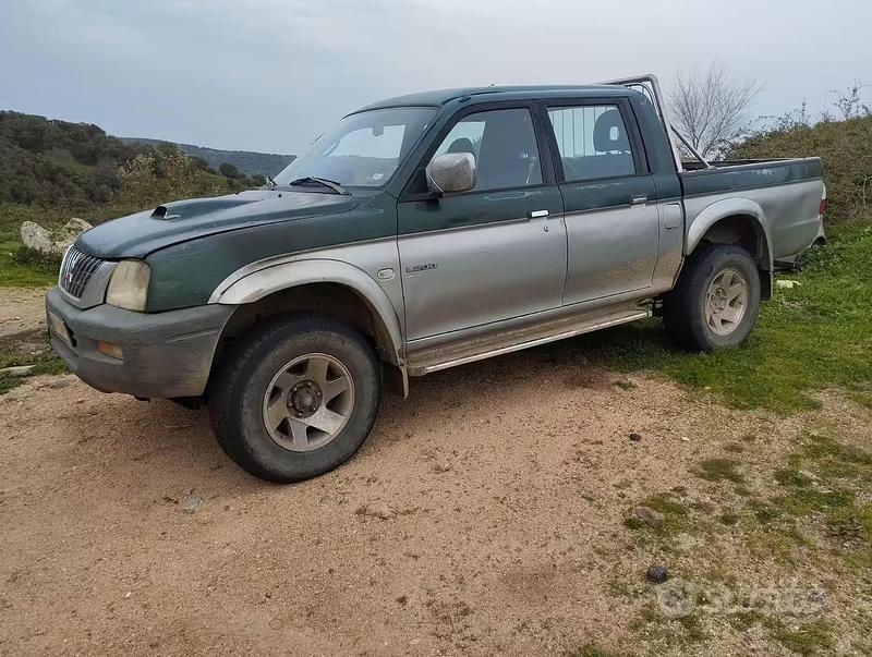 Usata Mitsubishi L200 77 CV (56 kW) 2004 Pick-up