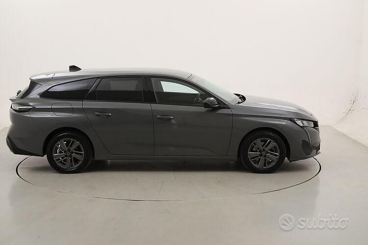 Usata Peugeot 308 Allure+ 131 CV (96 kW) 2024 Grigio Station wagon
