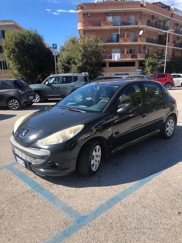 Usata Peugeot 206+ 70 CV (51 kW) 2012 Nero Utilitaria