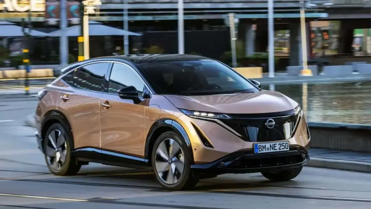 Nuova Nissan Ariya Nismo 89 kW (122 CV) 2026 Argento SUV