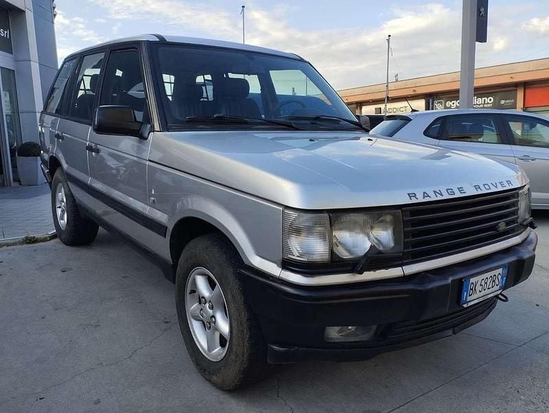 Usata Land Rover Range Rover 136 CV (100 kW) 2000 Grigio SUV