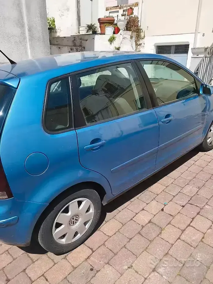 Usata VW Polo 80 CV (58 kW) 2005 Blu Utilitaria