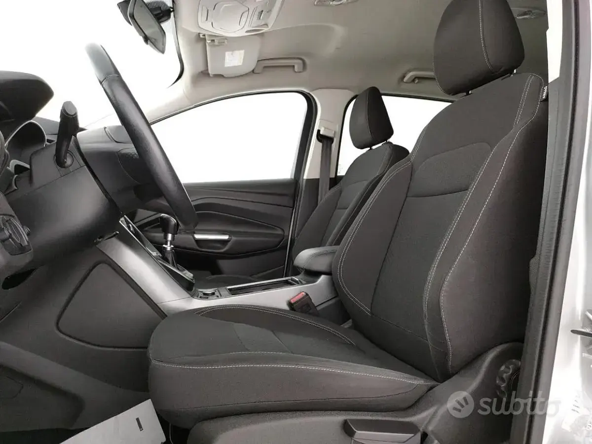 Usata Ford Kuga Titanium S 120 CV (88 kW) 2019 Grigio SUV