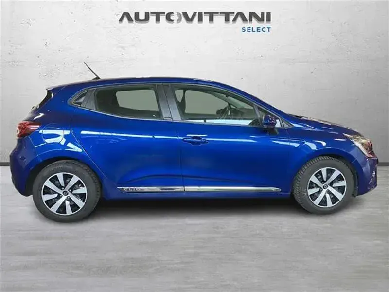 Usata Renault Clio Zen 140 CV (102 kW) 2021 Blu scuro Utilitaria