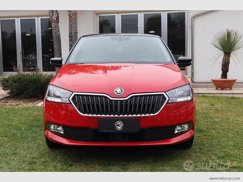 Begagnad Skoda Fabia Design Edition 75 HK (55 kW) 2018 Röd Sedan