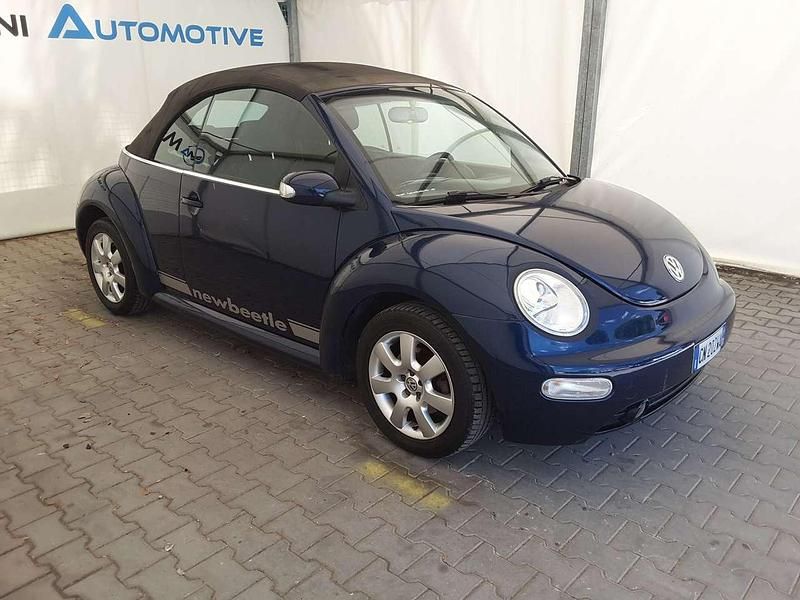 Usata VW Beetle Cabriolet 75 CV (55 kW) 2004 Blu/azzurro Cabrio