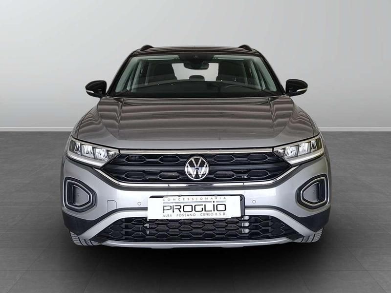Usata VW T-Roc Life 150 CV (110 kW) 2024 Pyrit silver metallizzato SUV