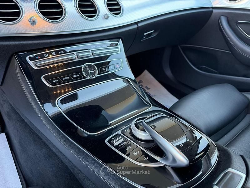 Usata Mercedes E220 All-Terrain 194 CV (142 kW) 2019 Bianco Station wagon