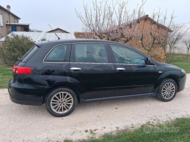 Usata Fiat Croma 2008 Nero Station wagon