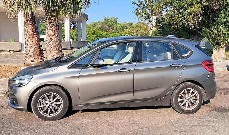Usata BMW 218 Active Tourer 150 CV (110 kW) 2014 Grigio Monovolume