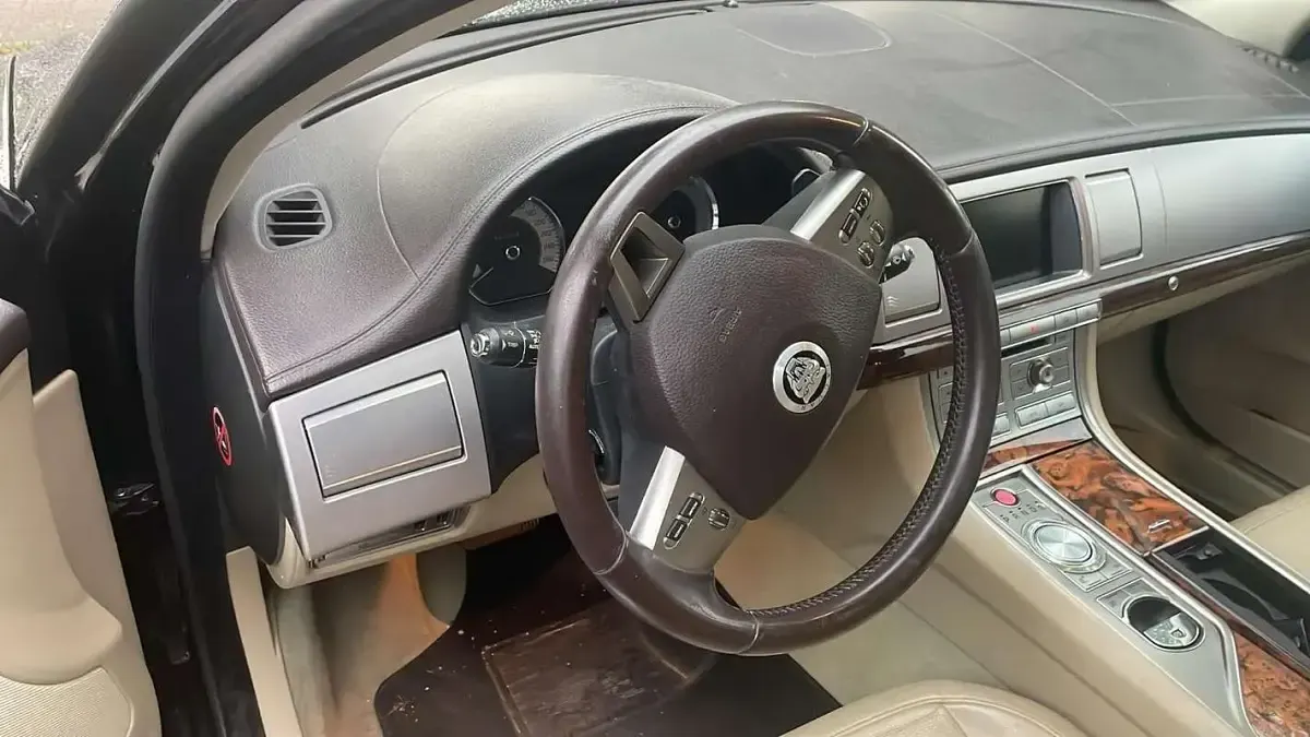 Usata Jaguar XF Premium Luxury 275 CV (202 kW) 2010 Berlina