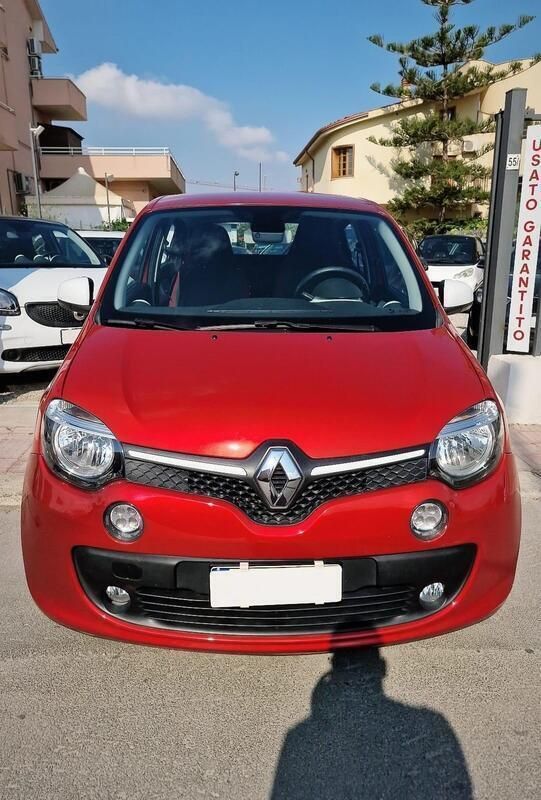 Usata Renault Twingo SE 69 CV (50 kW) 2015 Rosso Utilitaria