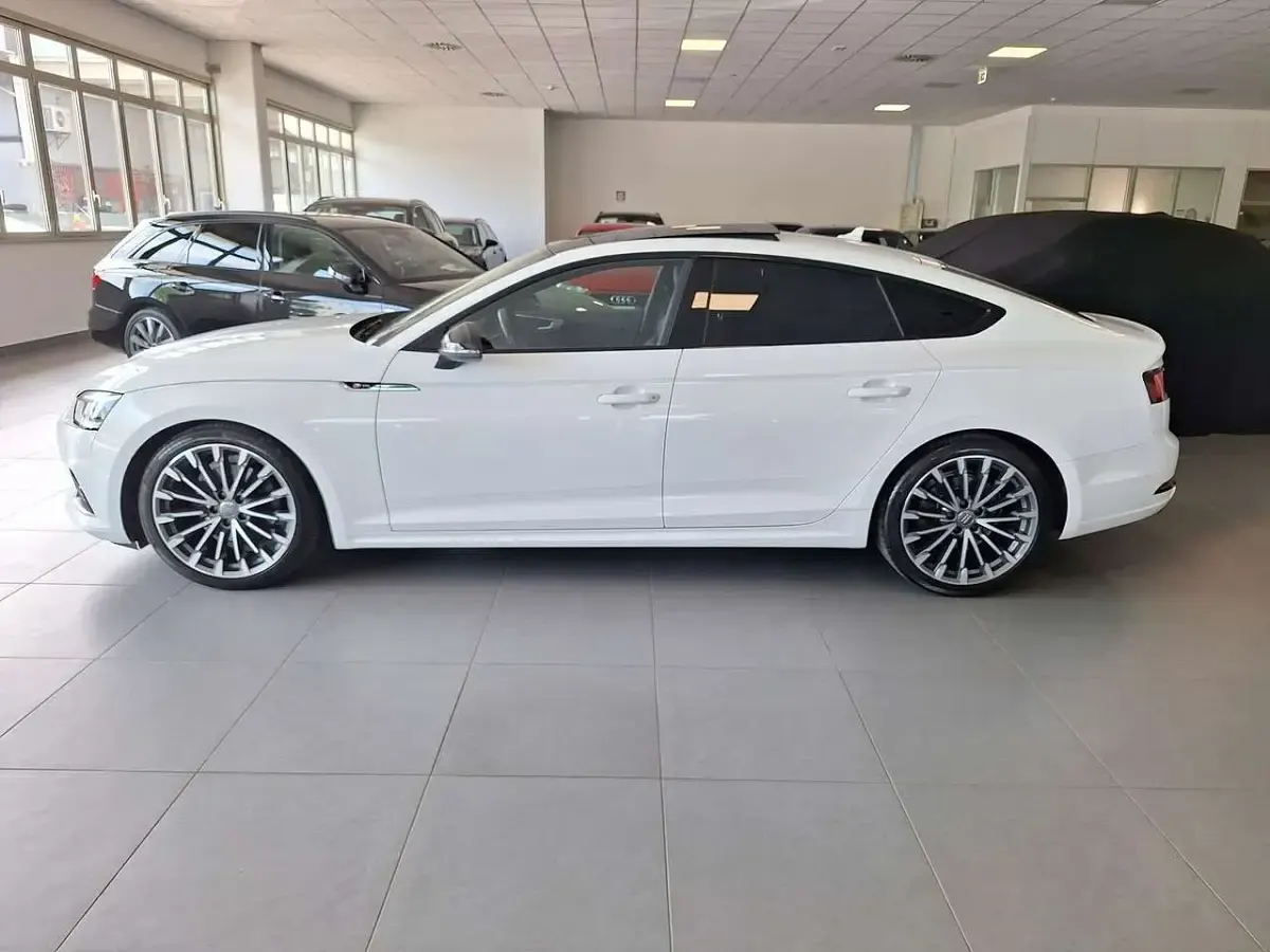 Usata Audi A5 Sportback Sport 190 CV (139 kW) 2018 Bianco Utilitaria