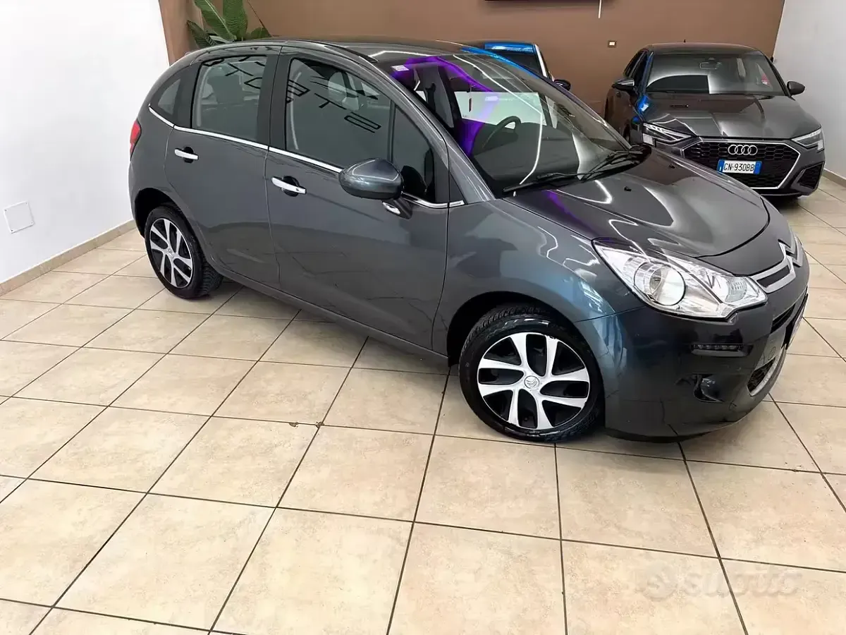 Usata Citroën C3 Feel 75 CV (55 kW) 2016 Grigio Berlina