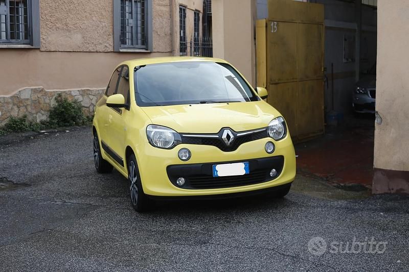 Usata Renault Twingo Life 69 CV (50 kW) 2016 Giallo Utilitaria