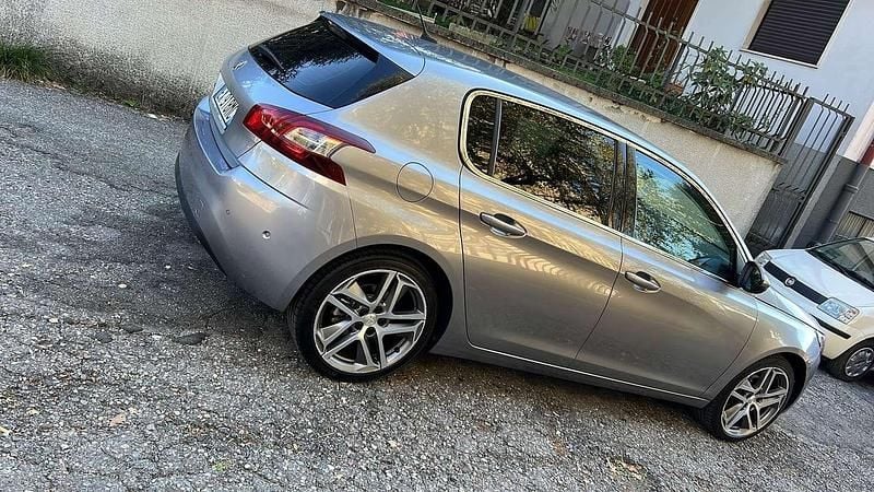 Usata Peugeot 308 GT-line 131 CV (96 kW) 2014 Berlina