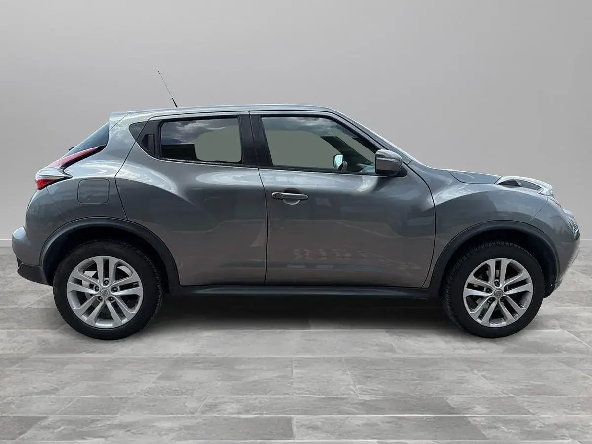 Usata Nissan Juke Acenta 116 CV (85 kW) 2017 Grigio SUV