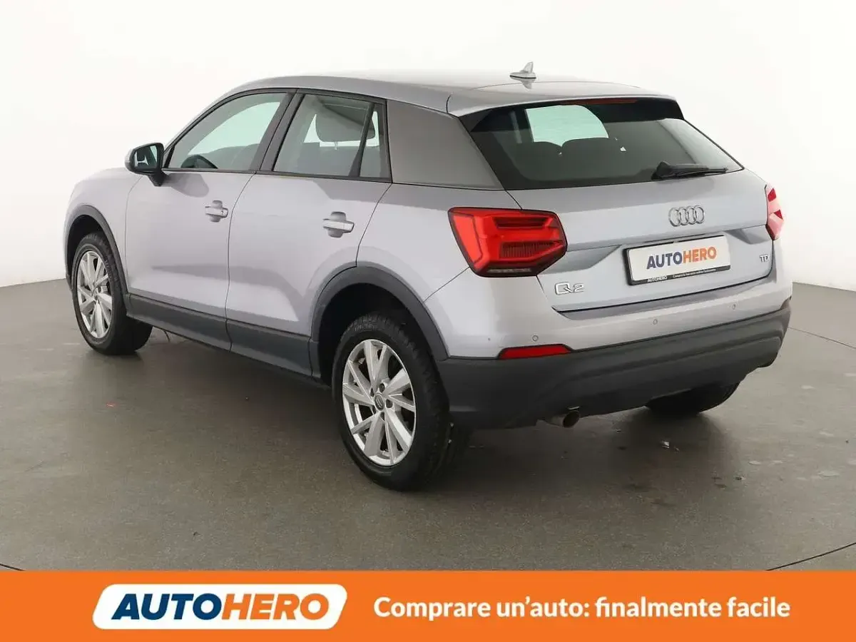 Usata Audi Q2 116 CV (85 kW) 2018 Argento SUV