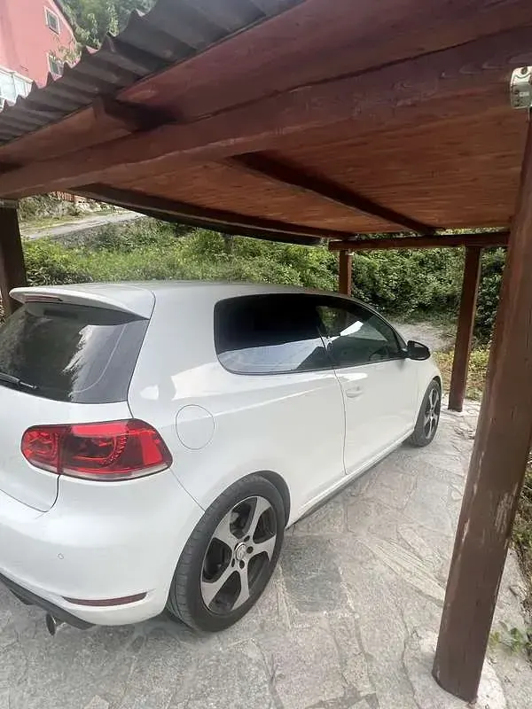 Usata VW Golf VI GTI 211 CV (155 kW) 2011 Utilitaria