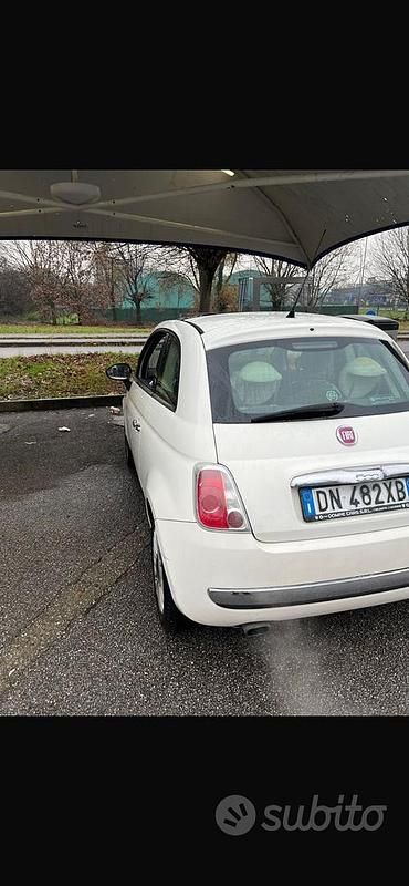 Usata Fiat 500 Lounge 69 CV (50 kW) 2008 Bianco Utilitaria
