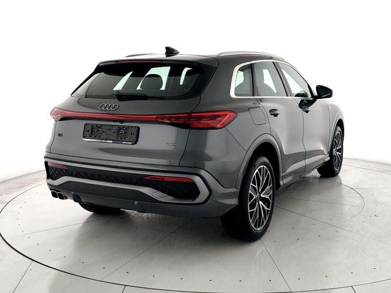 Nuova Audi Q5 S-Line 204 CV (150 kW) 2025 Grigio SUV