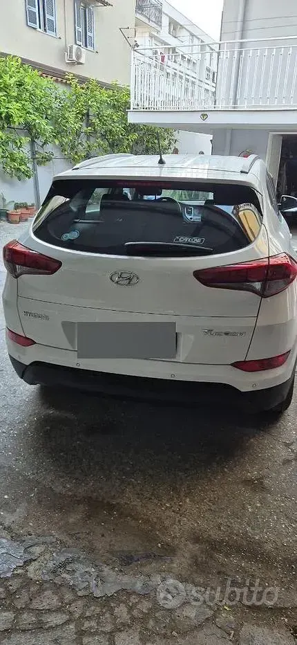 Usata Hyundai Tucson 116 CV (85 kW) 2016 Bianco SUV