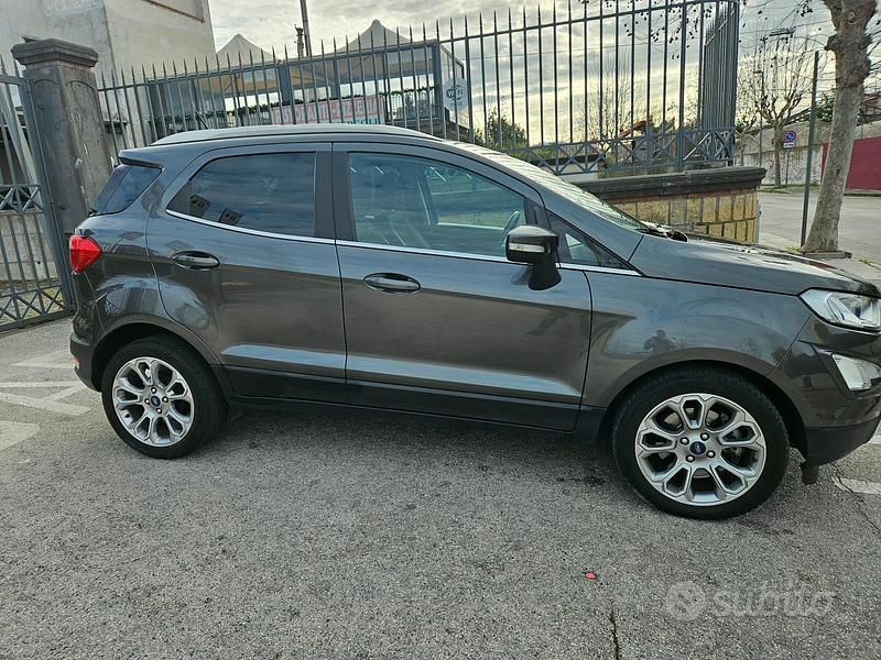 Usata Ford Ecosport Titanium 95 CV (69 kW) 2020 Grigio SUV