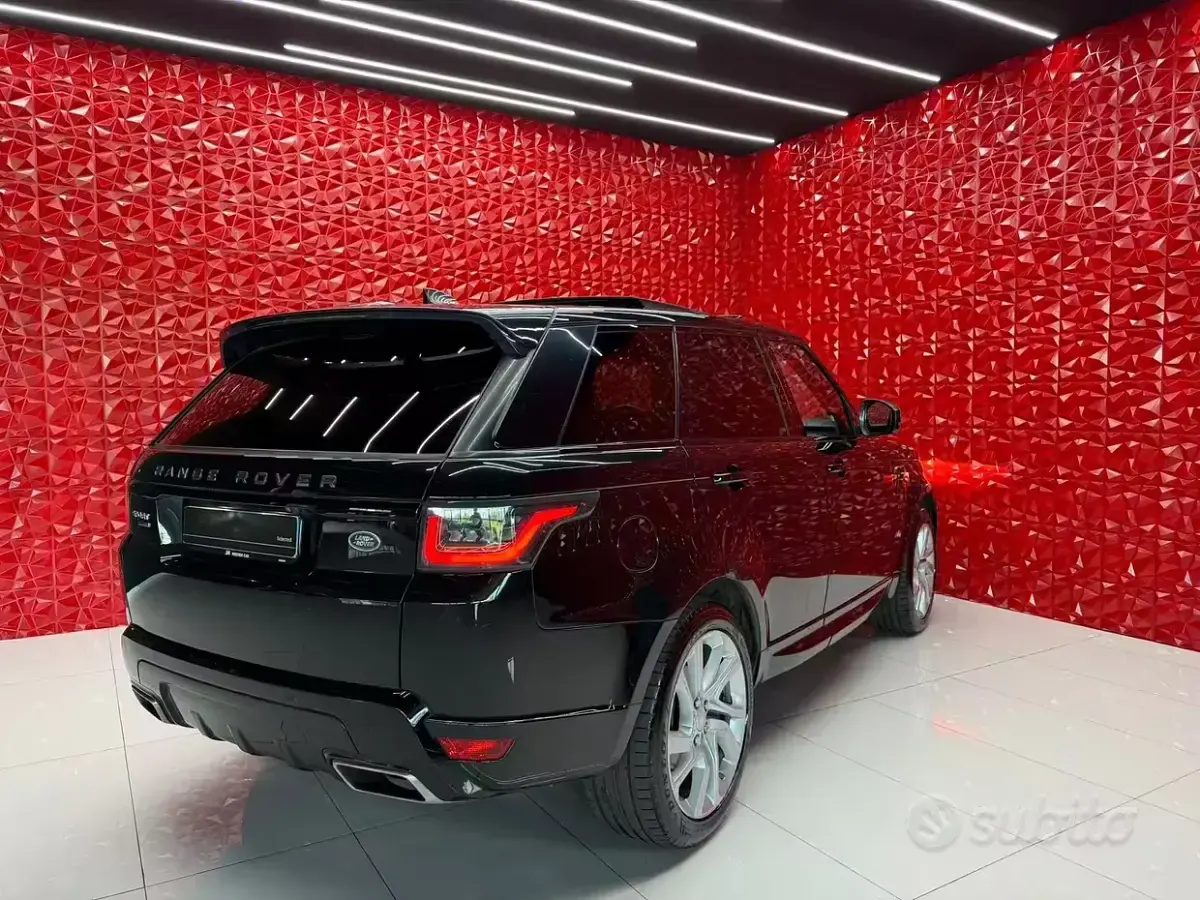 Usata Land Rover Range Rover Sport HSE Dynamic 249 CV (183 kW) 2018 Nero SUV