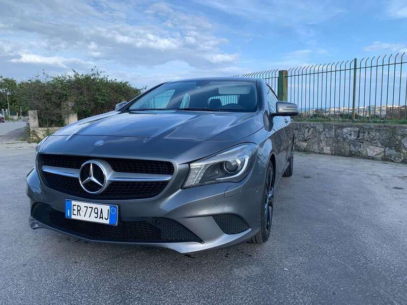 Usata Mercedes CLA220 Executive 170 CV (125 kW) 2013 Grigio Berlina