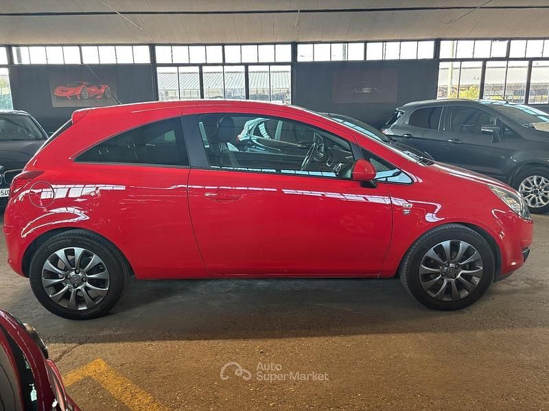 Occasion Opel Corsa Club 86 ch (63 kW) 2011 Rouge Citadine