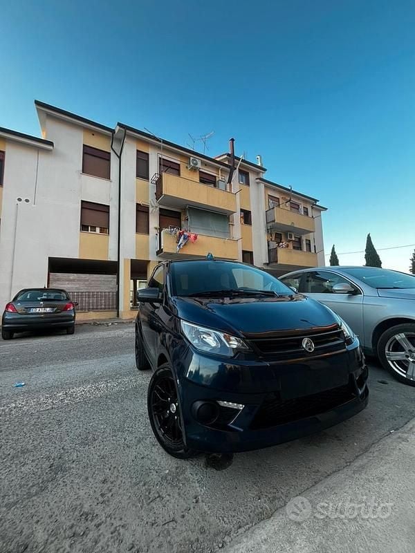 Usata Aixam City 2018 Blu Utilitaria