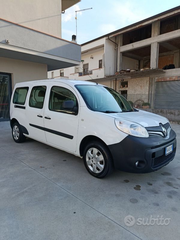 Bianco Usata 2019 Renault Kangoo Monovolume | 7990 € (Cara) - Immagine 1/4
