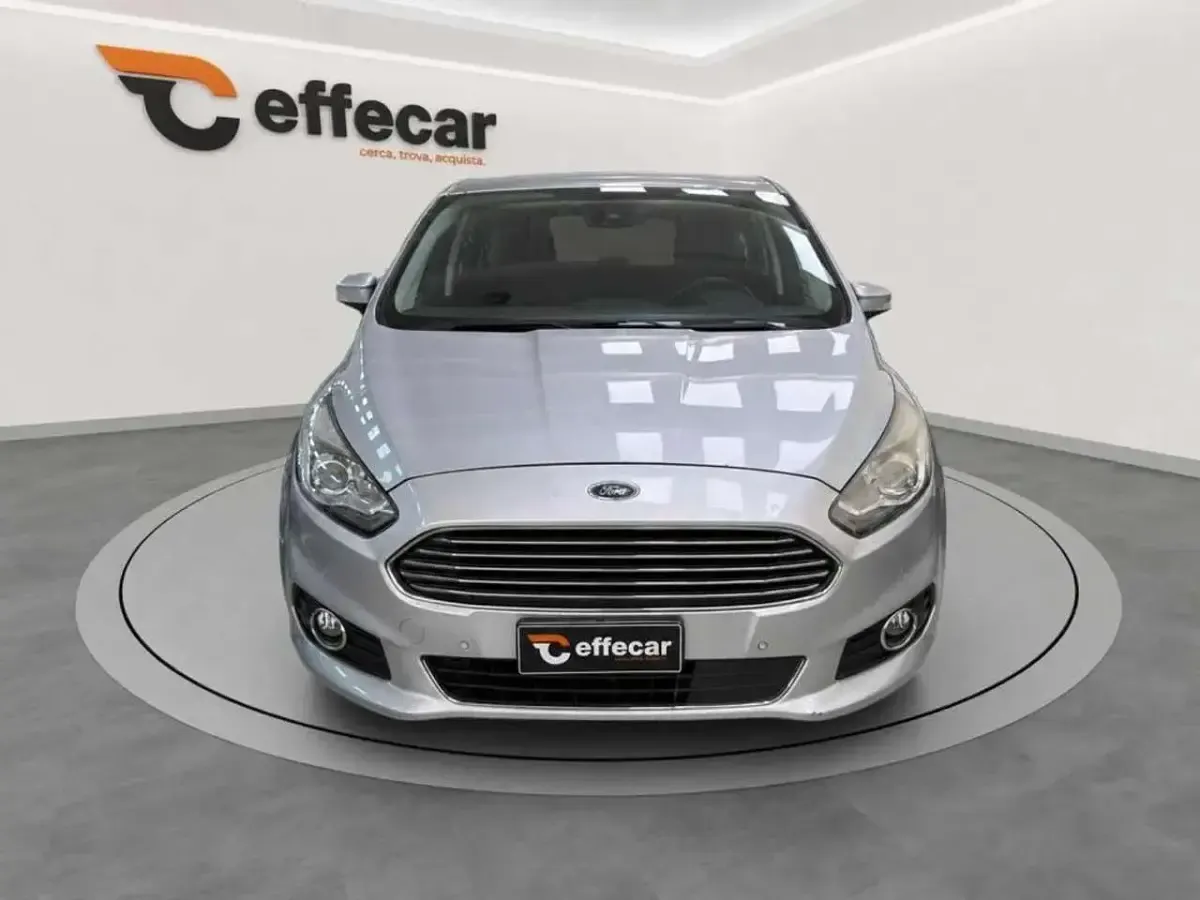 Usata Ford S-MAX Vignale 150 CV (110 kW) 2016 Argento Monovolume