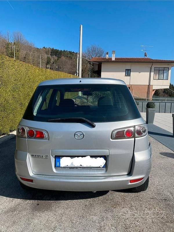 Usata Mazda 2 2006 Grigio Utilitaria