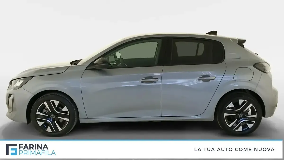 Usata Peugeot 208 Allure 101 CV (74 kW) 2025 Grigio Utilitaria