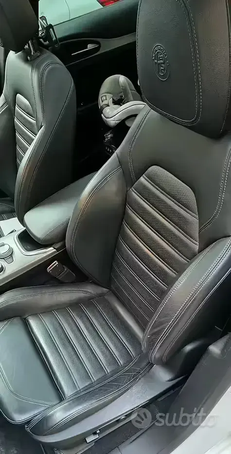 Usata Alfa Romeo Stelvio Veloce 209 CV (153 kW) 2022 Bianco SUV