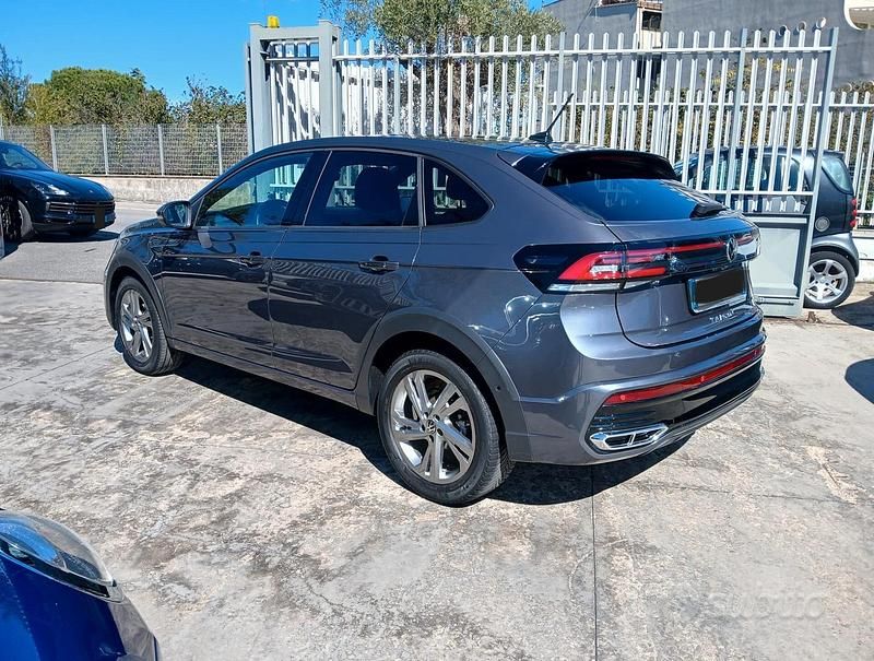 Usata VW Taigo R-line 110 CV (80 kW) 2022 Grigio SUV