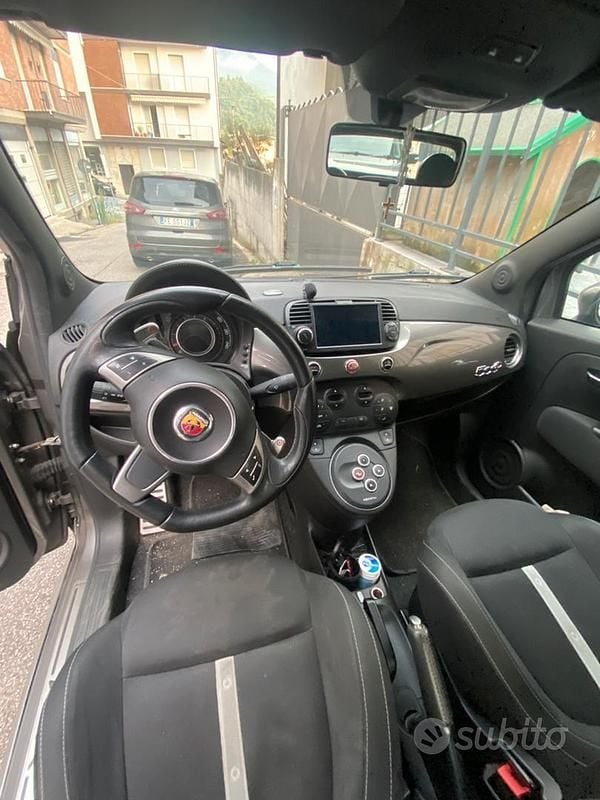 Usata Abarth 500C 135 CV (99 kW) 2012 Grigio Cabrio