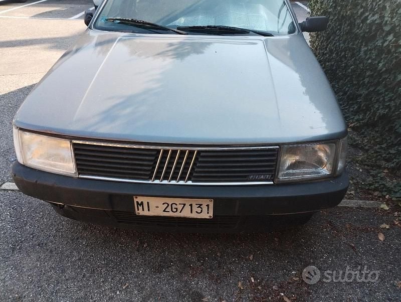 Grigio Usata 1987 Fiat Croma Tre volumi | 2000 € - Immagine 1/3
